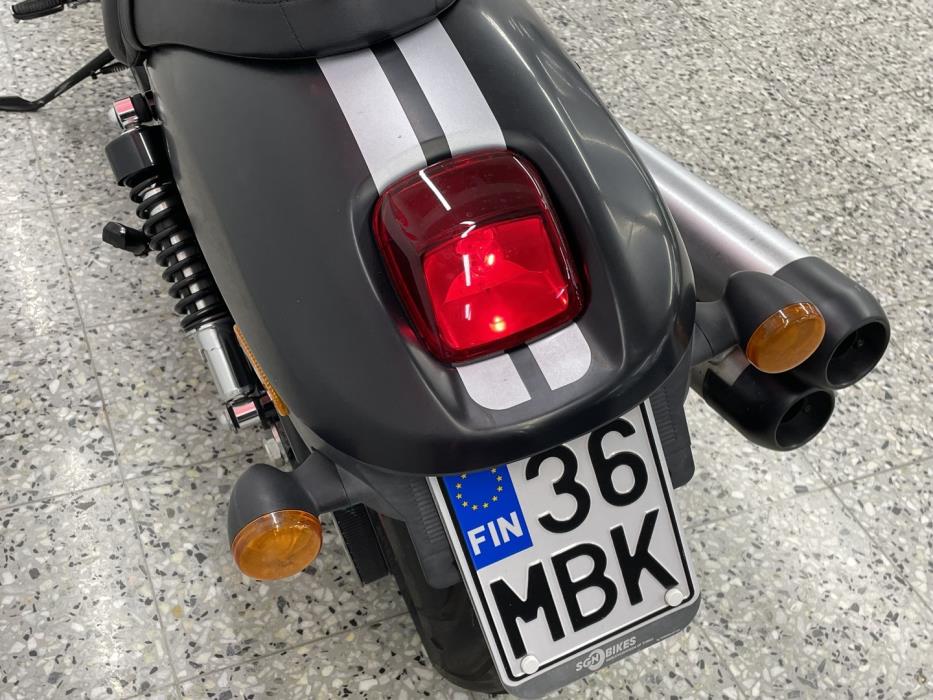 HARLEY-DAVIDSON VRSC 2010