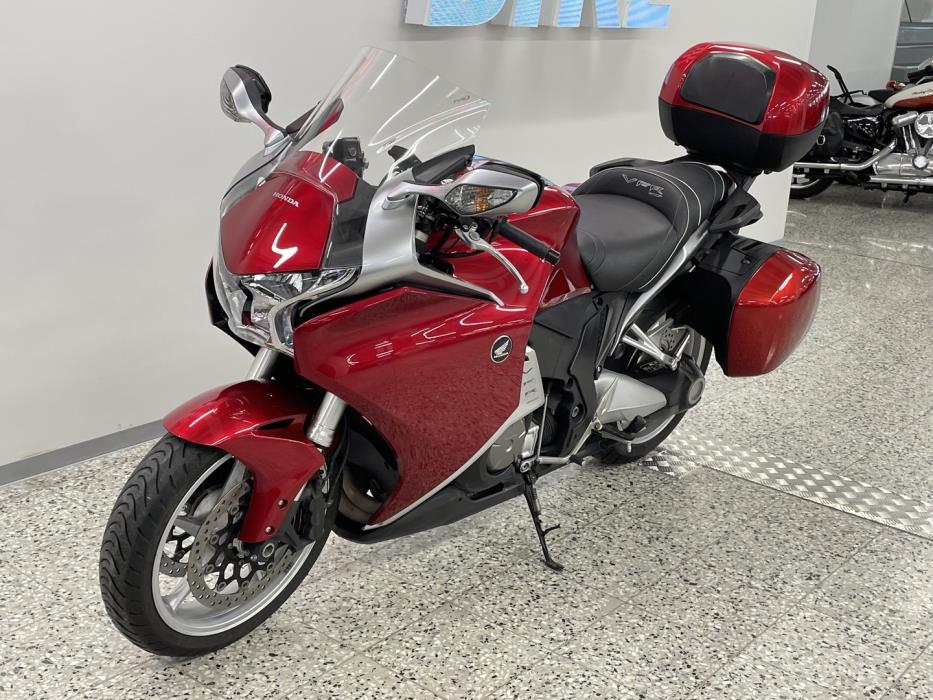 HONDA VFR 2011