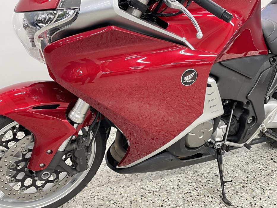 HONDA VFR 2011