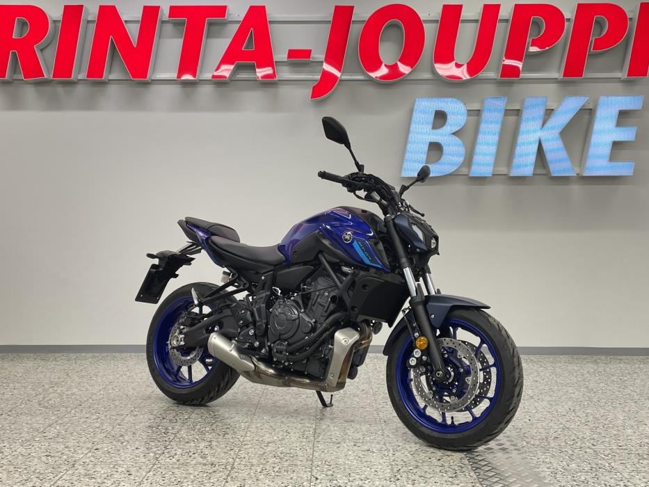 YAMAHA MT-07 2024