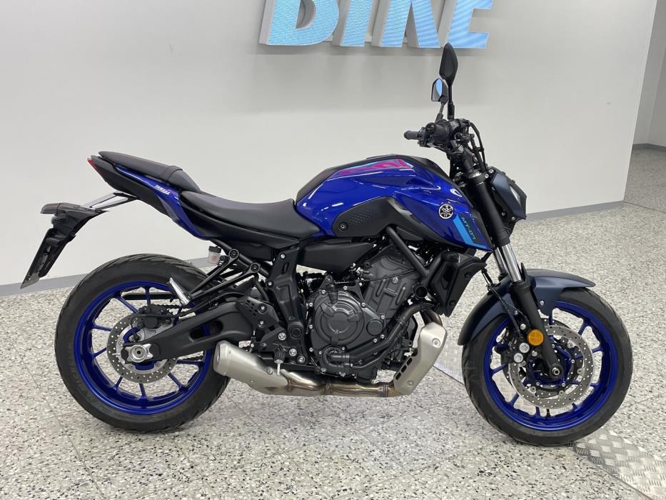 YAMAHA MT-07 2024
