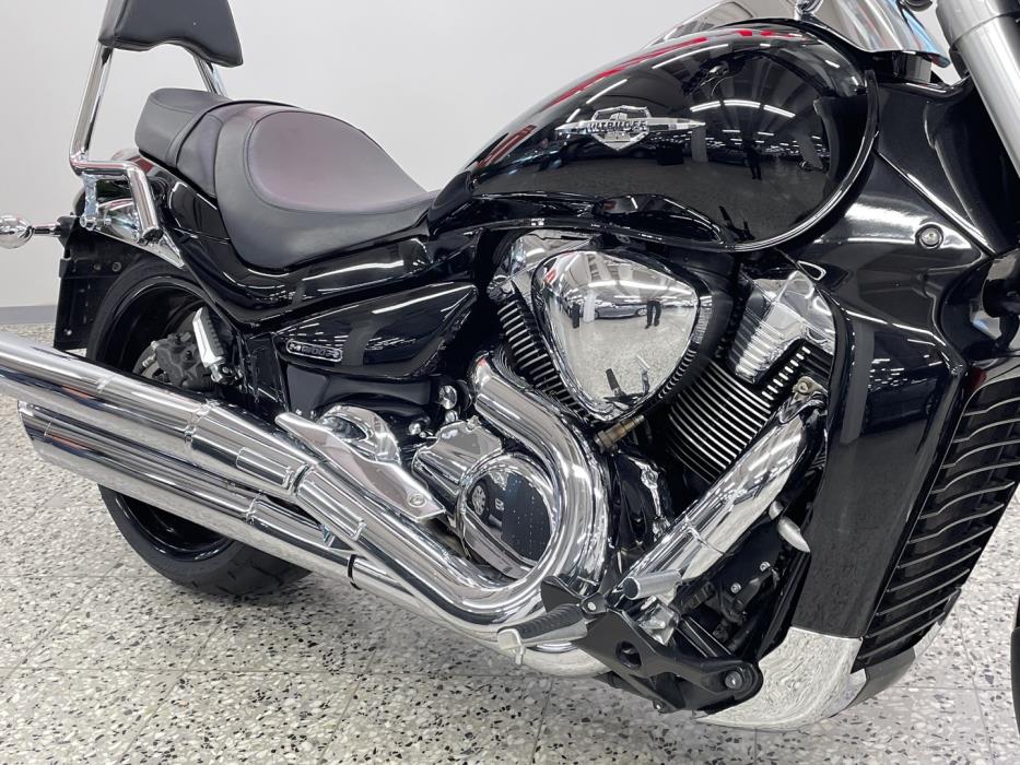 SUZUKI Intruder 2012