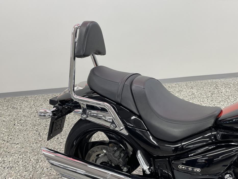 SUZUKI Intruder 2012