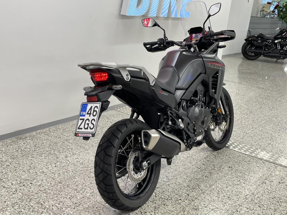 HONDA XL 2024