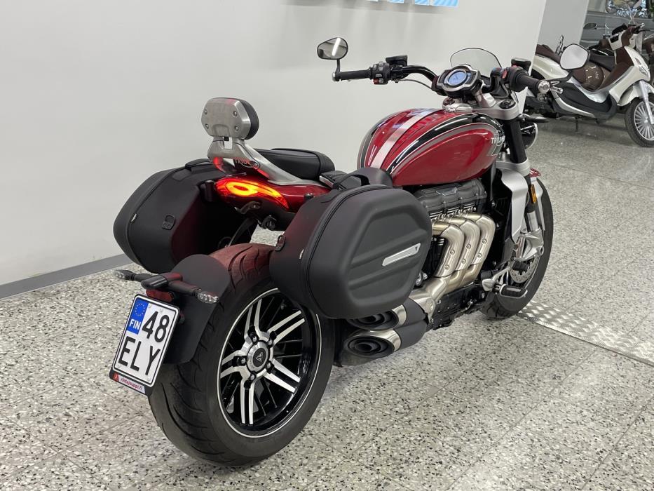 TRIUMPH ROCKET III 2024