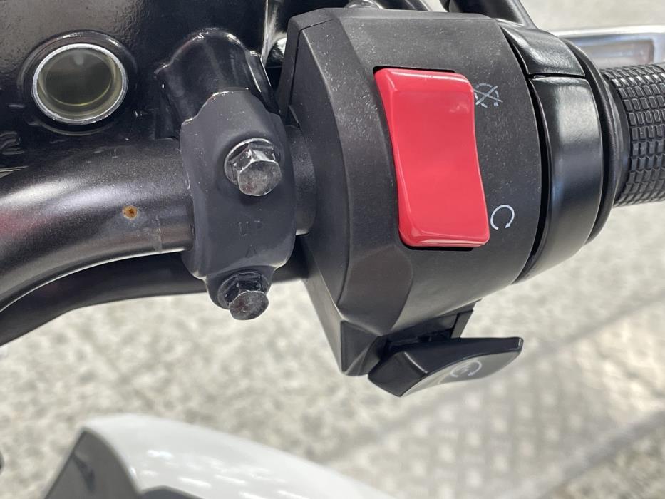 HONDA CB 2015