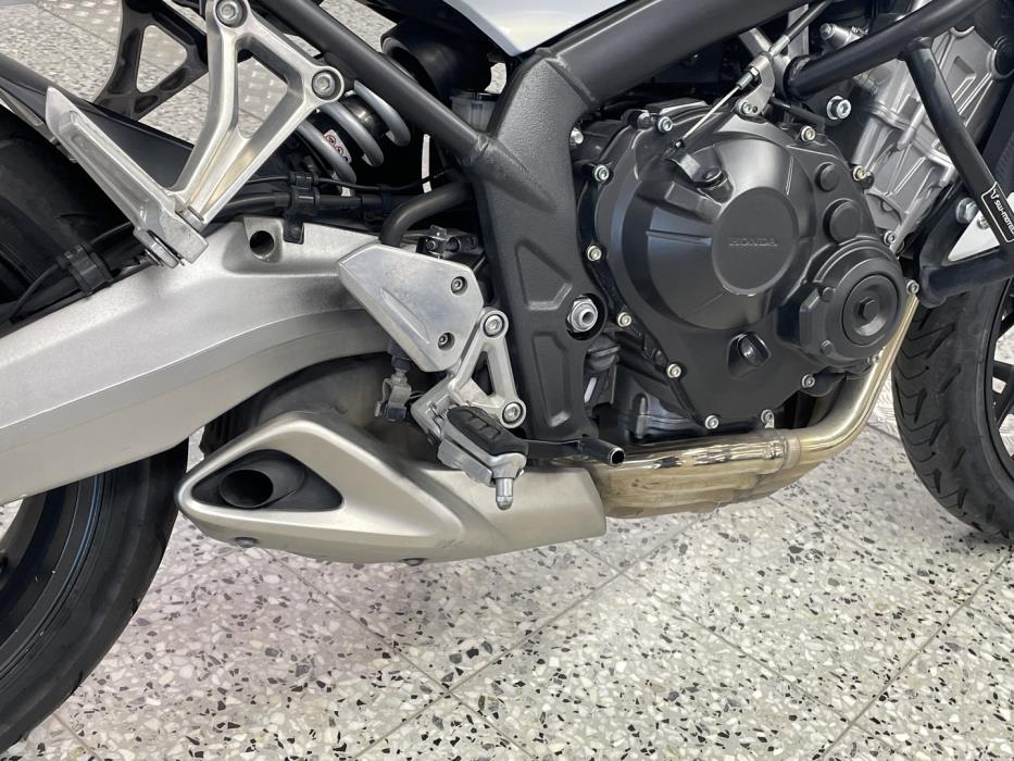 HONDA CB 2015