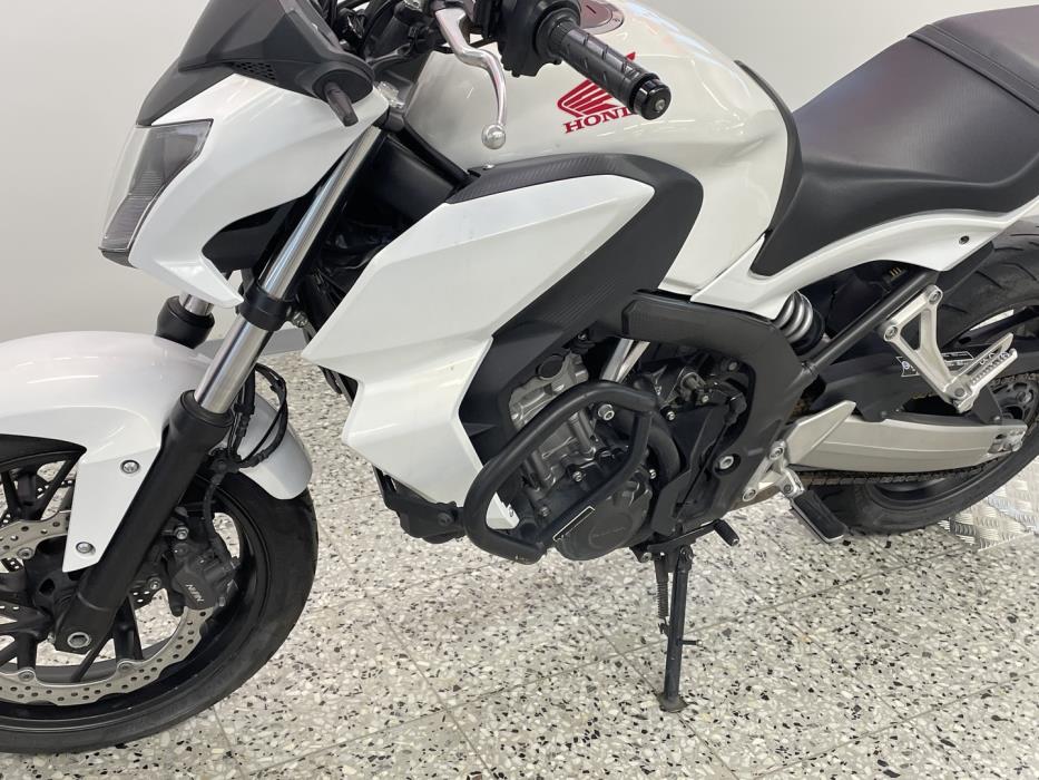 HONDA CB 2015