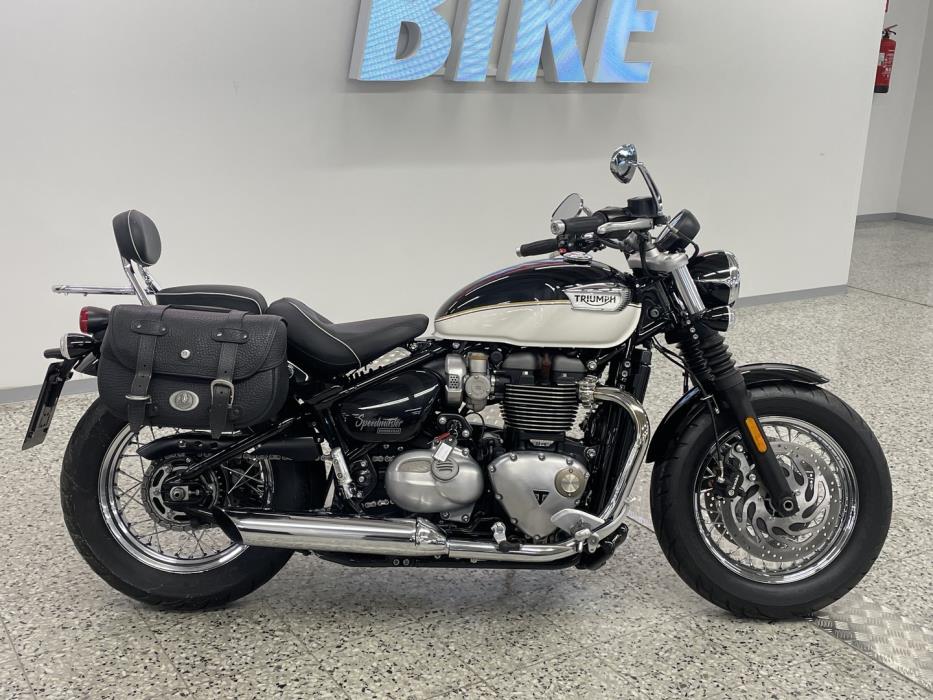 TRIUMPH SPEEDMASTER 2022
