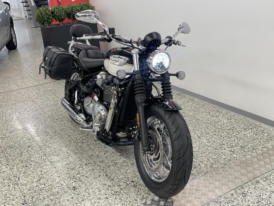 TRIUMPH SPEEDMASTER 2022