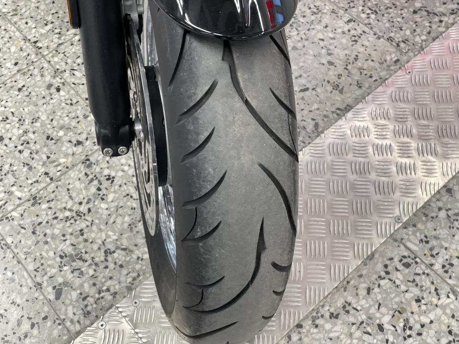 TRIUMPH SPEEDMASTER 2022