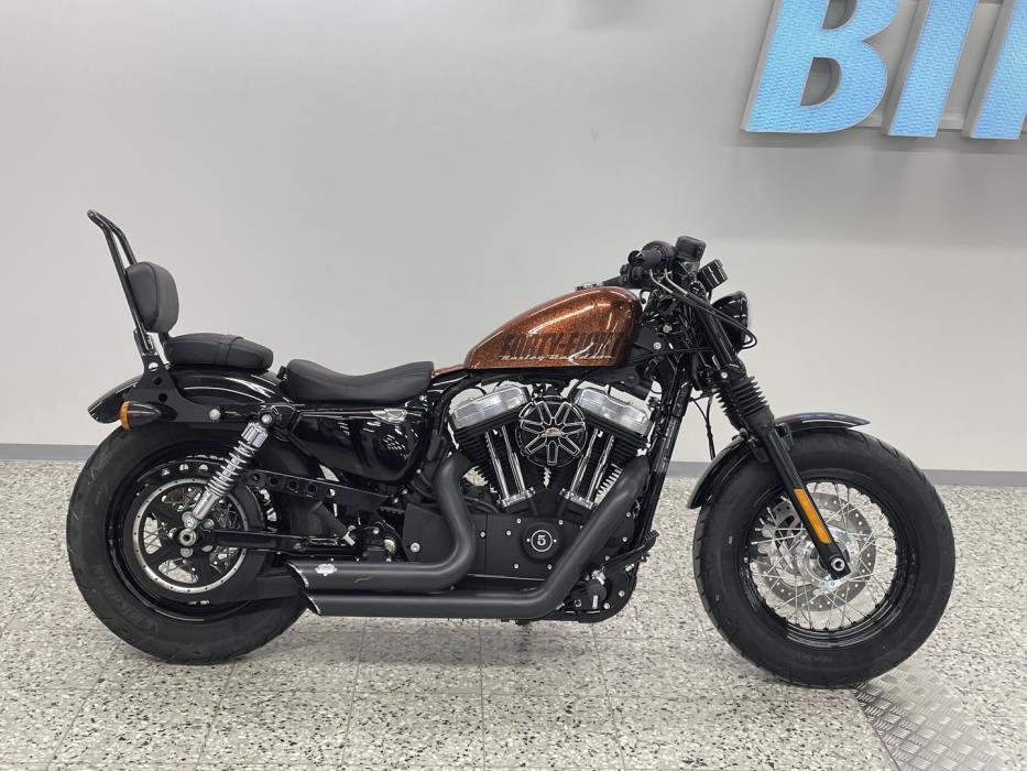 HARLEY-DAVIDSON SPORTSTER 2015