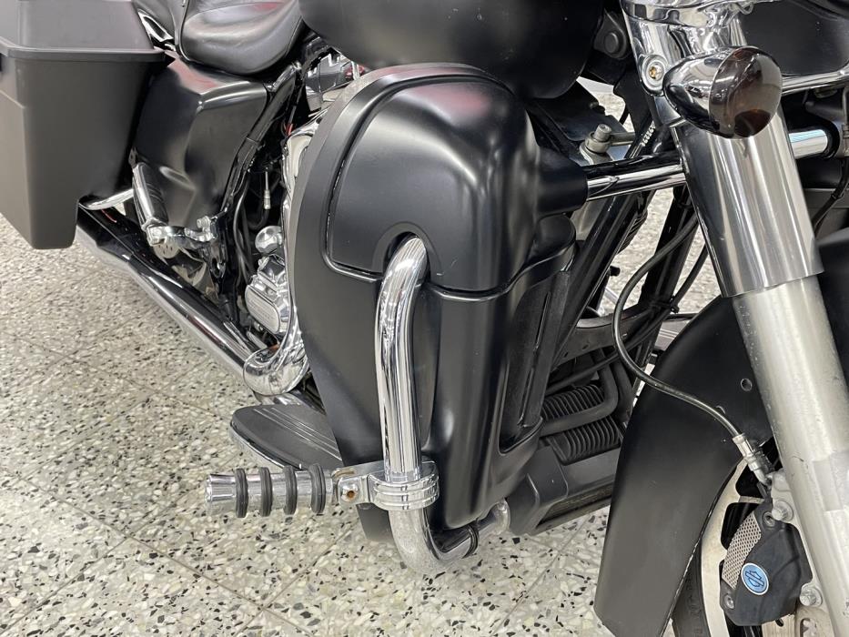 HARLEY-DAVIDSON TOURING 2011