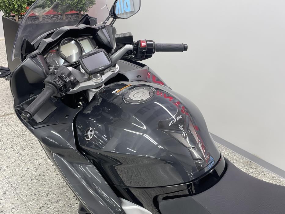 YAMAHA FJR 2020