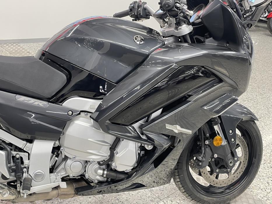 YAMAHA FJR 2020