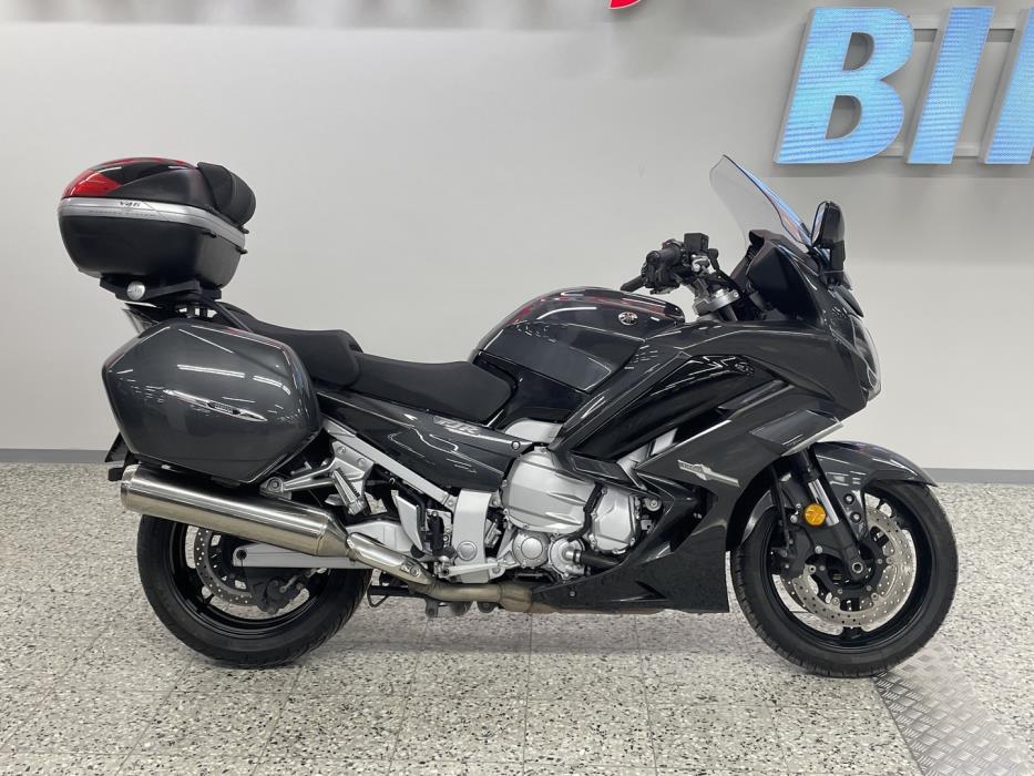 YAMAHA FJR 2020