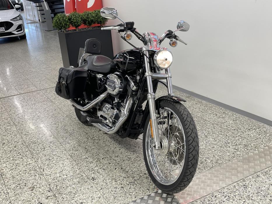 HARLEY-DAVIDSON SPORTSTER 2005
