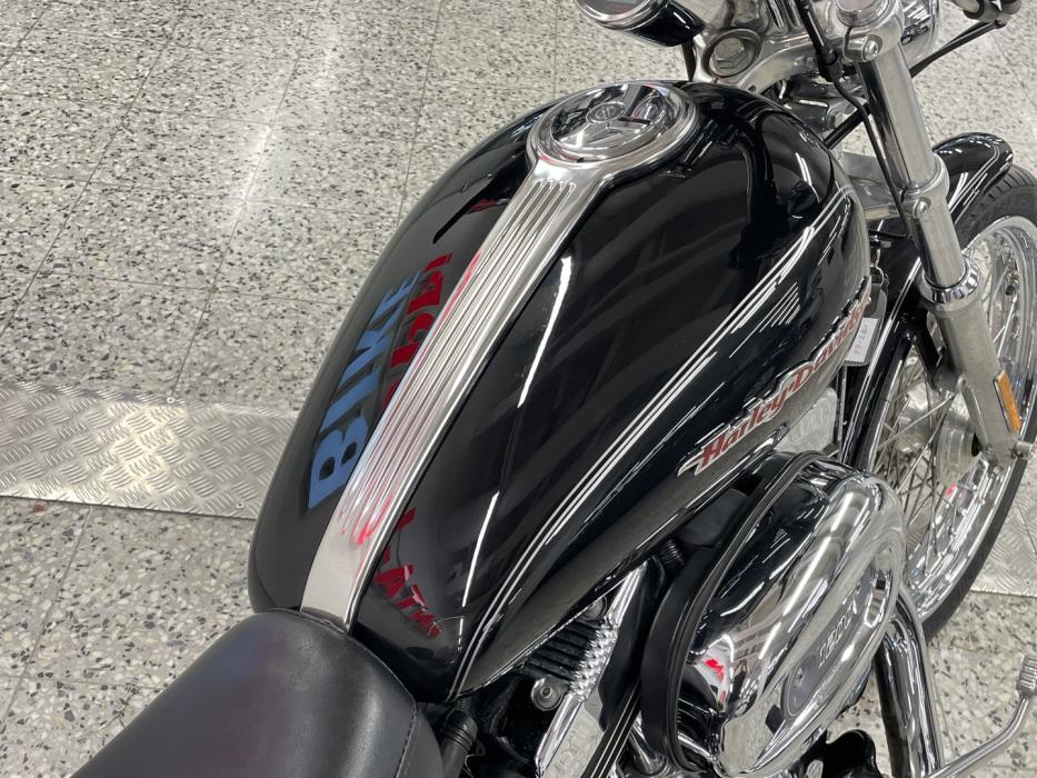 HARLEY-DAVIDSON SPORTSTER 2005