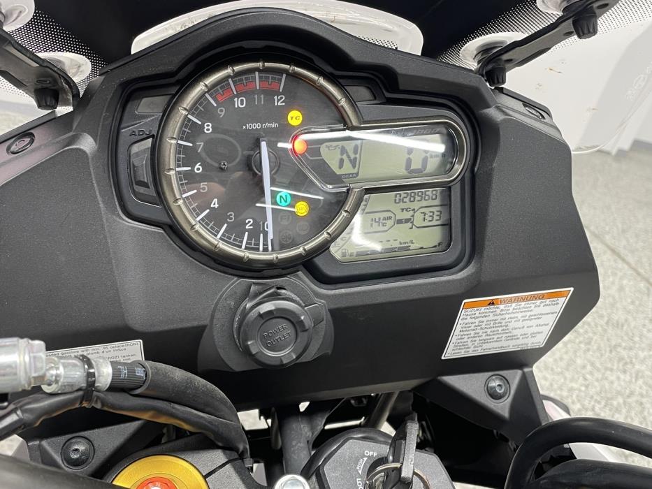 SUZUKI DL 2014