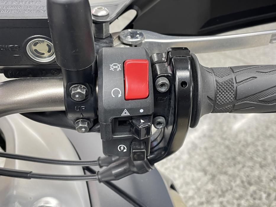SUZUKI DL 2014