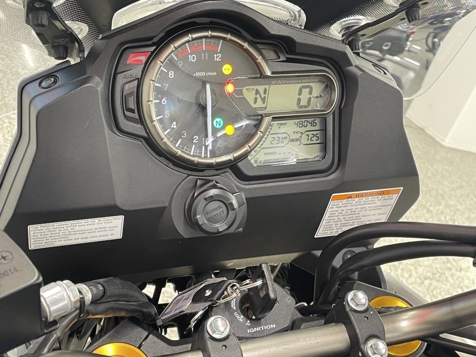 SUZUKI DL 2014