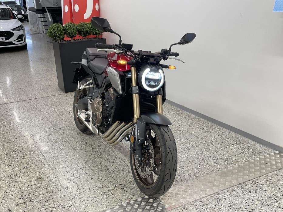 HONDA CB 2023