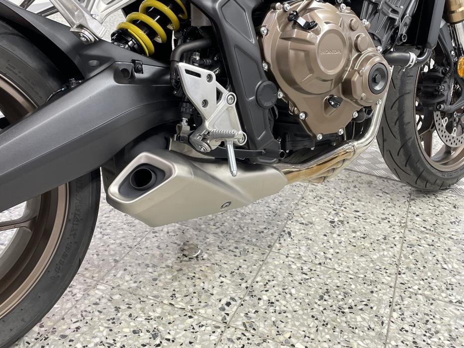 HONDA CB 2023