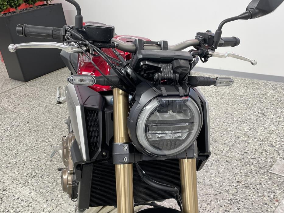HONDA CB 2023