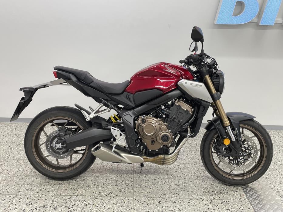 HONDA CB 2023