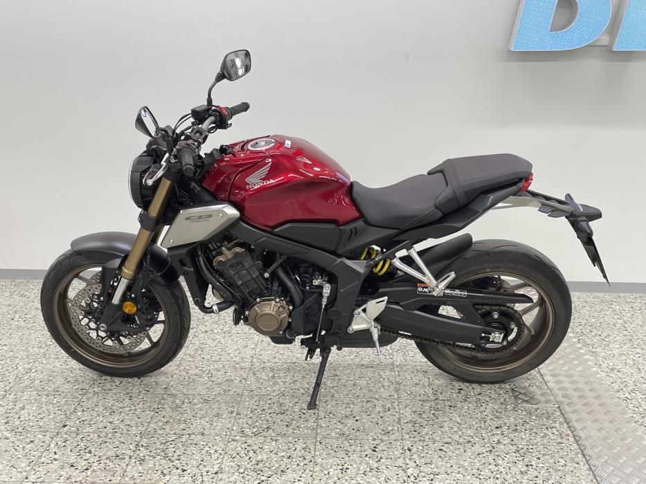 HONDA CB 2023