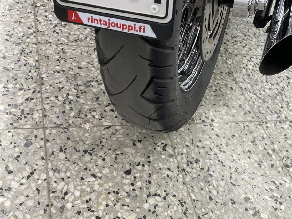 HARLEY-DAVIDSON SOFTAIL 2005