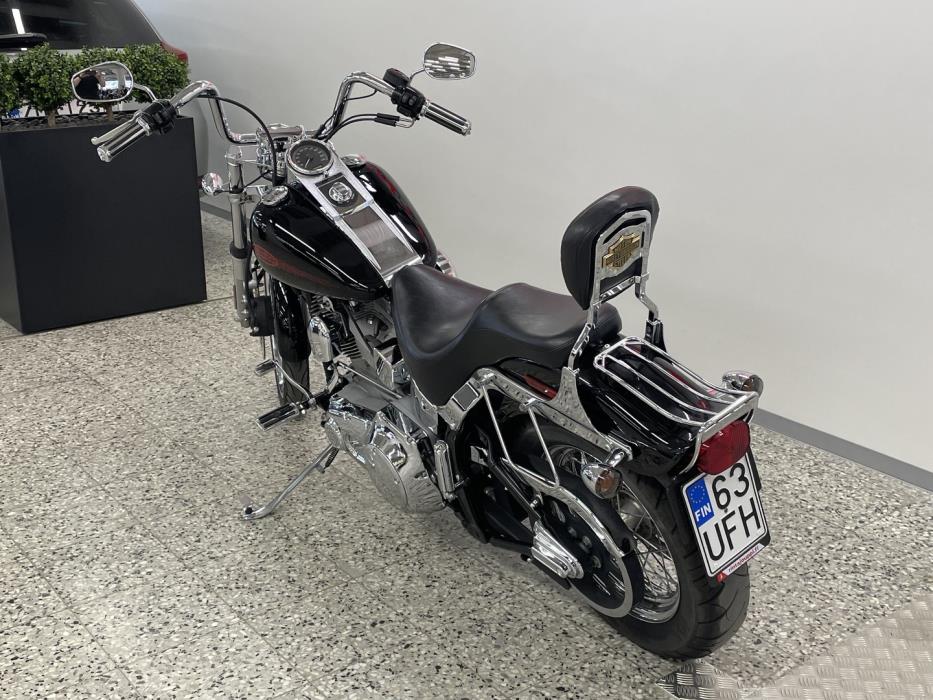 HARLEY-DAVIDSON SOFTAIL 2005