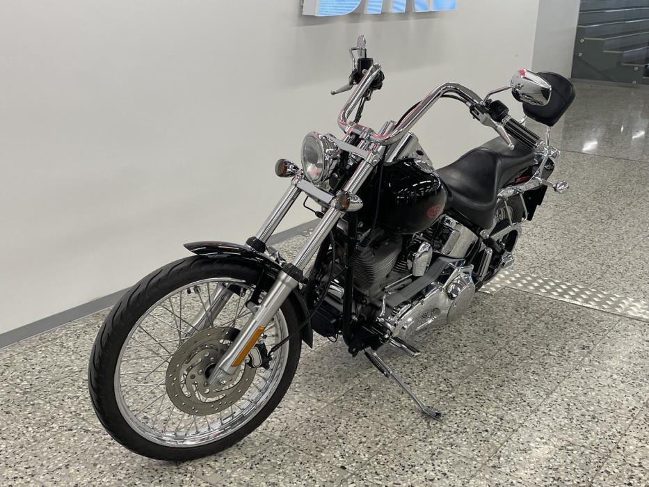 HARLEY-DAVIDSON SOFTAIL 2005