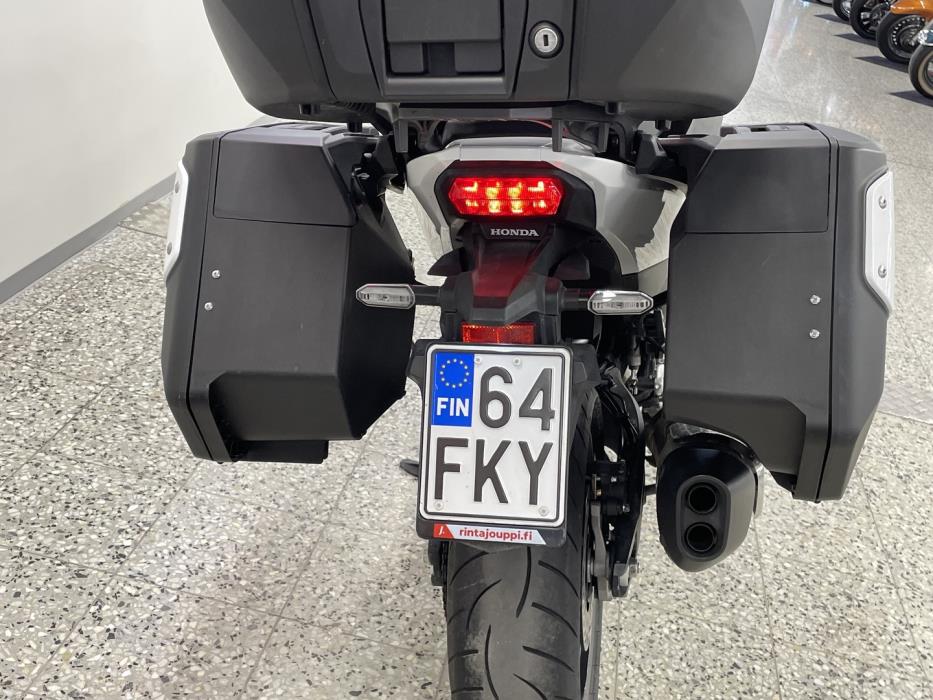 HONDA NT 2022