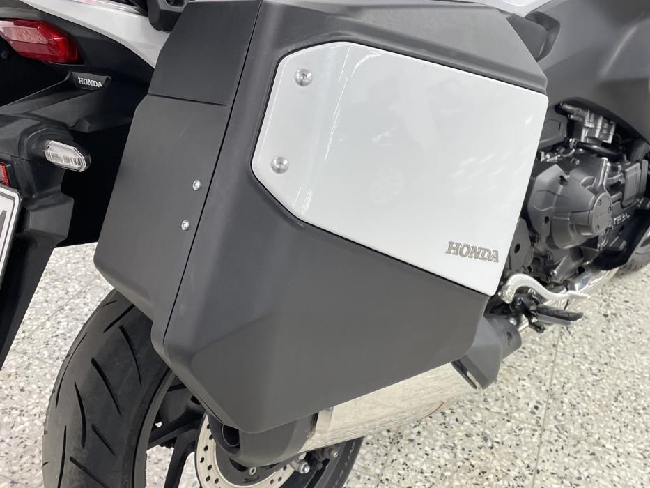 HONDA NT 2022