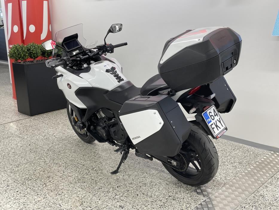 HONDA NT 2022