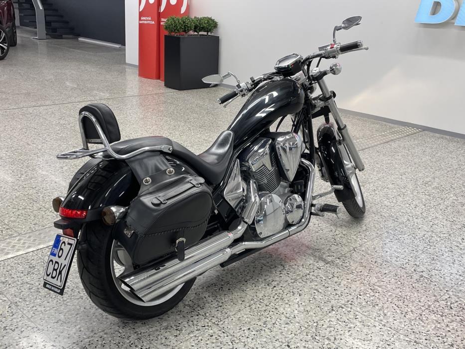HONDA VT 2013