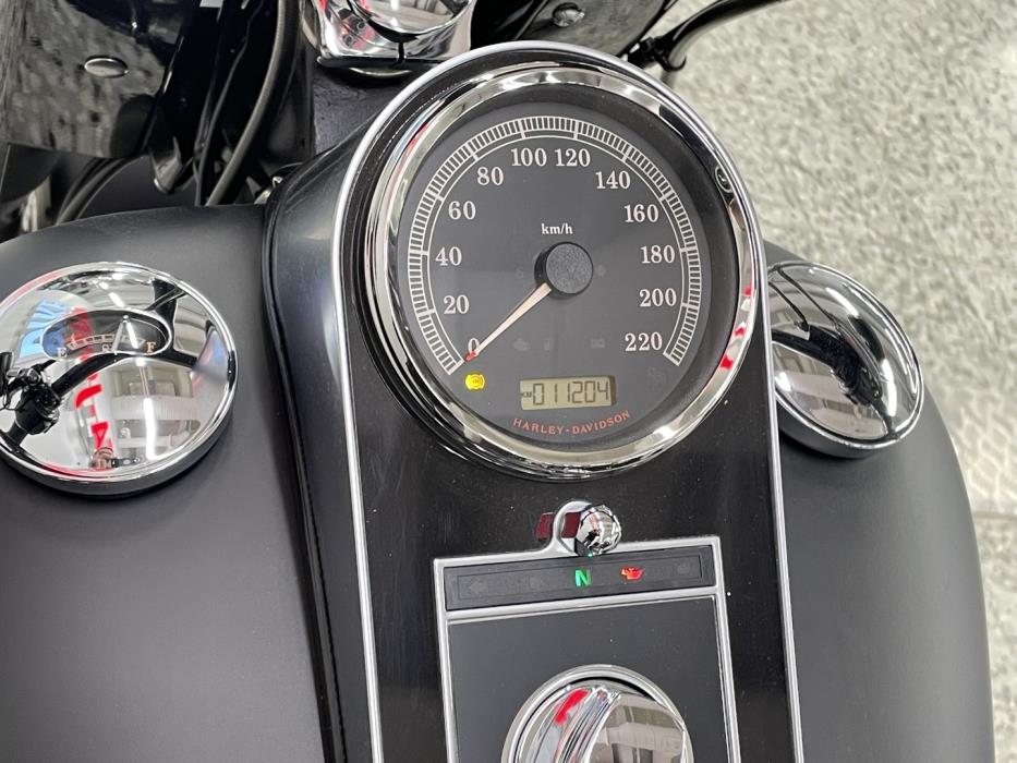 HARLEY-DAVIDSON SOFTAIL 2011