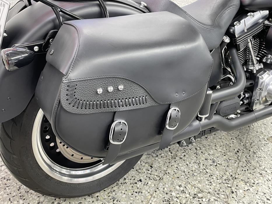 HARLEY-DAVIDSON SOFTAIL 2011