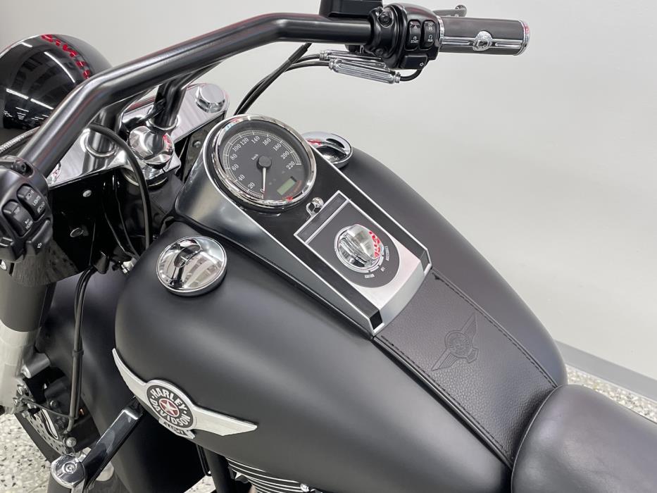 HARLEY-DAVIDSON SOFTAIL 2011