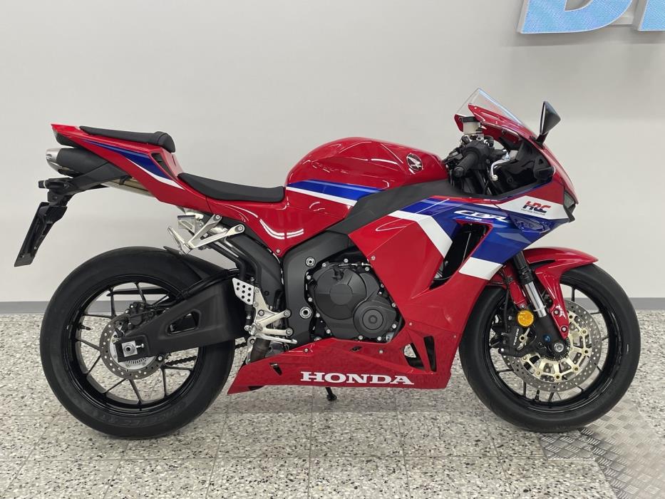 HONDA CBR 2024