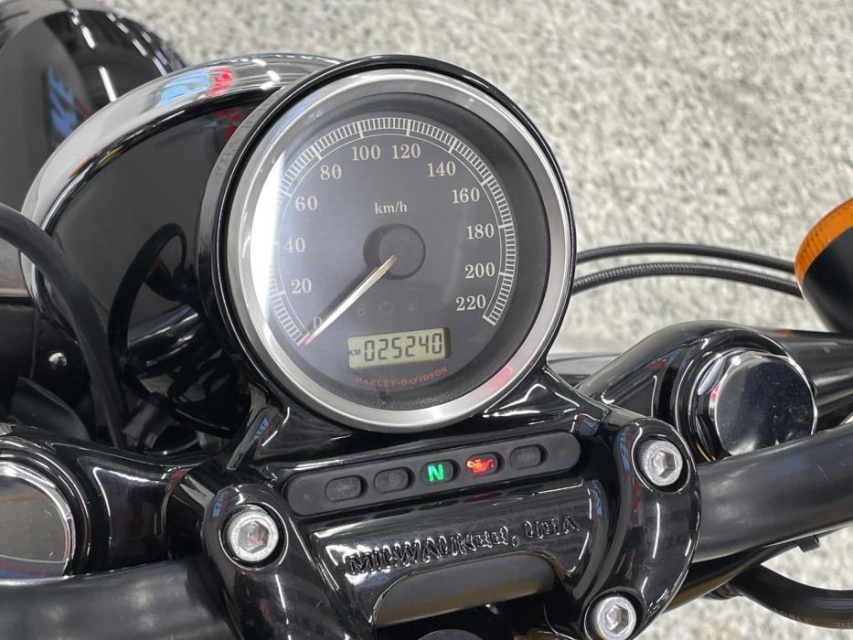 HARLEY-DAVIDSON SPORTSTER 2012