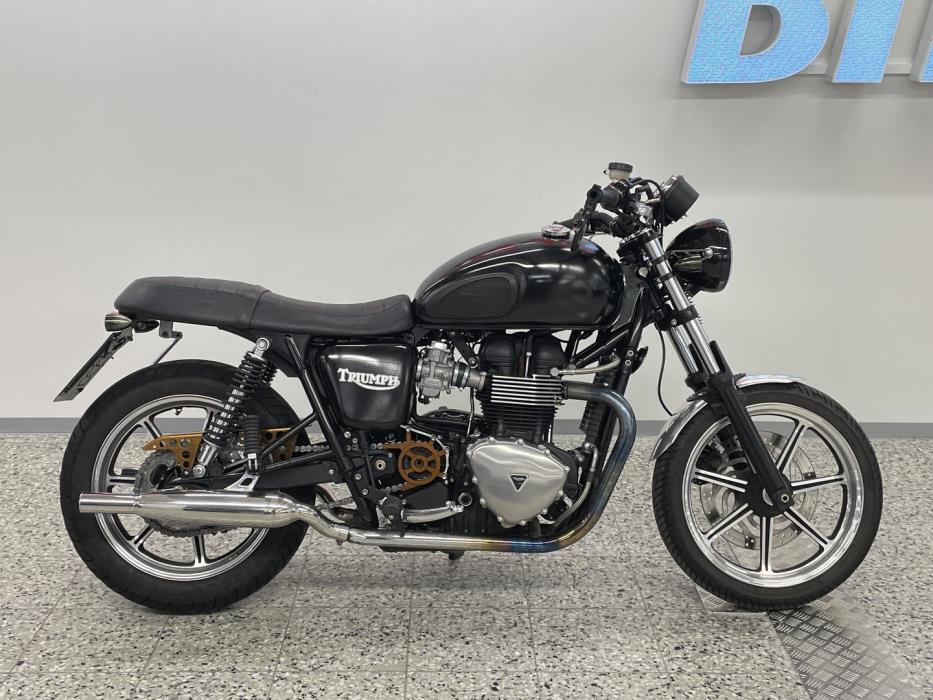 TRIUMPH Bonneville 2011