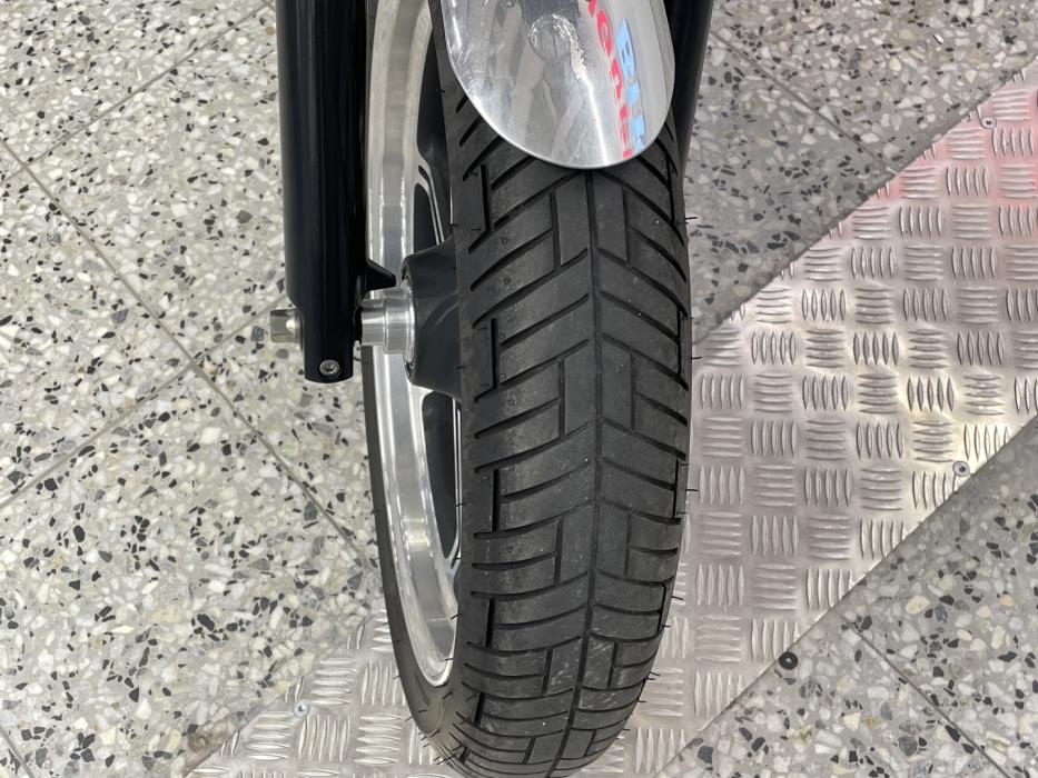 TRIUMPH Bonneville 2011