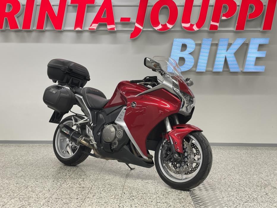 HONDA VFR 2010