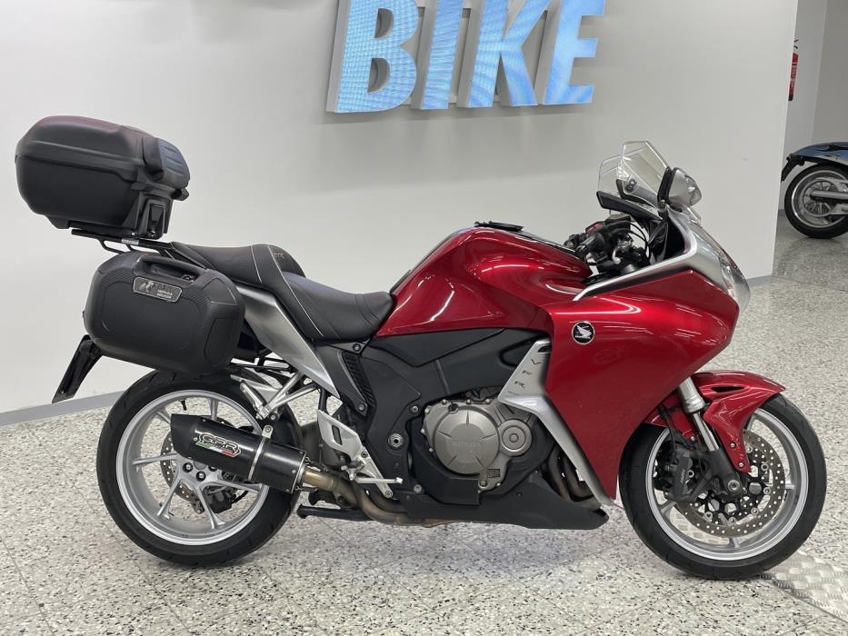 HONDA VFR 2010
