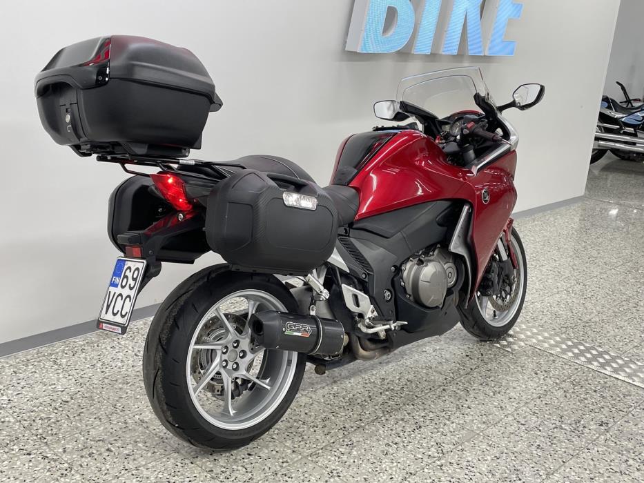 HONDA VFR 2010