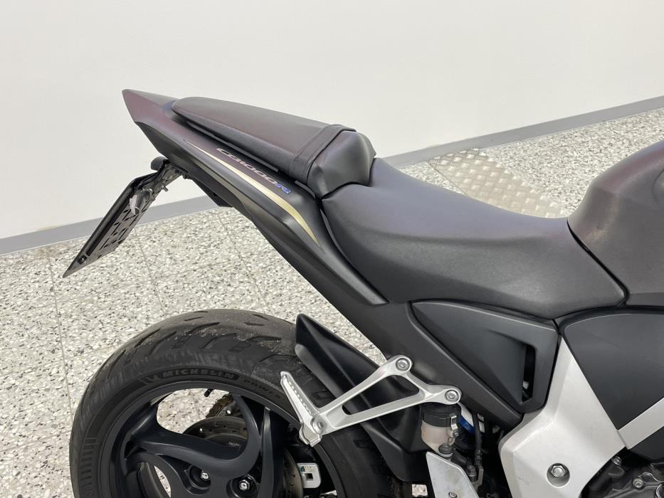 HONDA CB 2012
