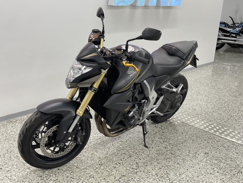 HONDA CB 2012