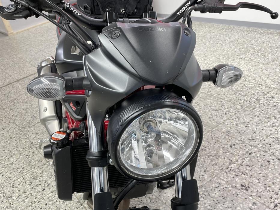 SUZUKI SV 2020